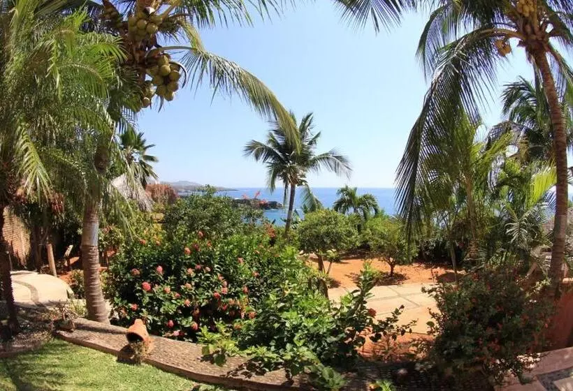 Hotelli Villa Tropical