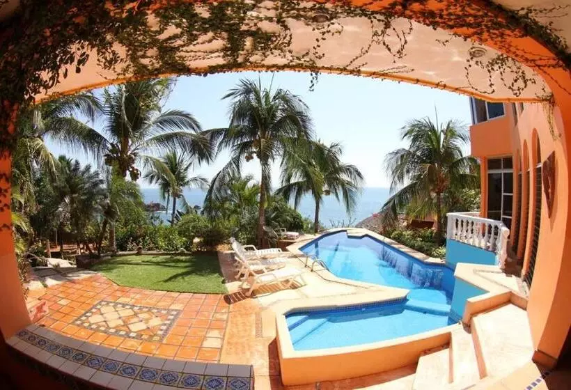 Hotelli Villa Tropical