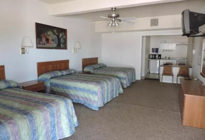 Hunters Lodge Motel
