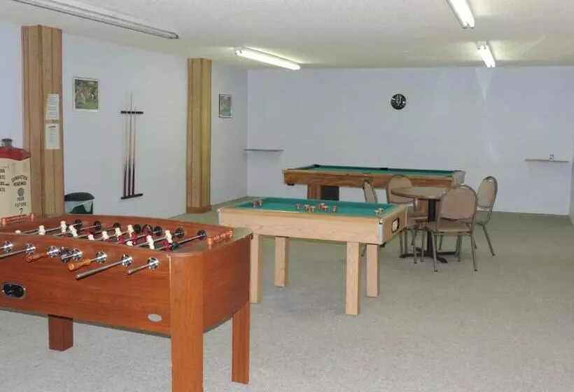 Hunters Lodge Motel