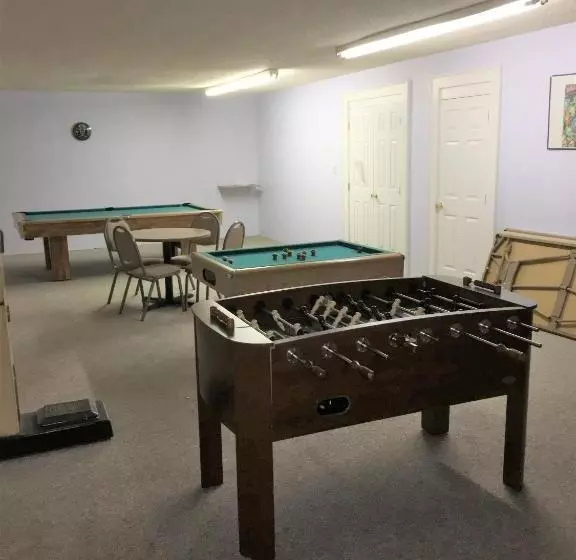 Hunters Lodge Motel