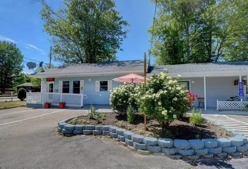 モーテル Brookside Inn & Cottages