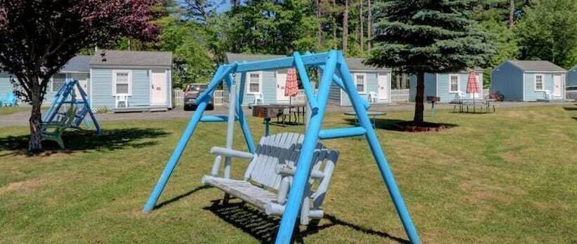 모텔 Brookside Inn & Cottages