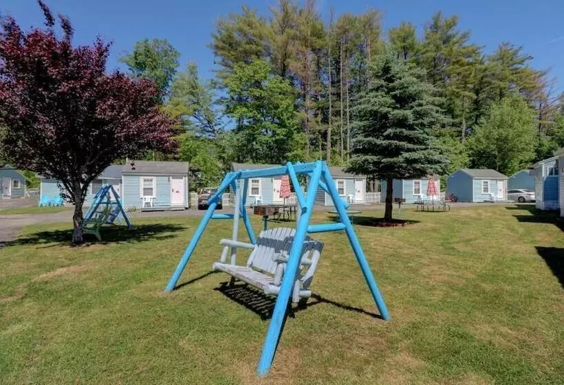 モーテル Brookside Inn & Cottages