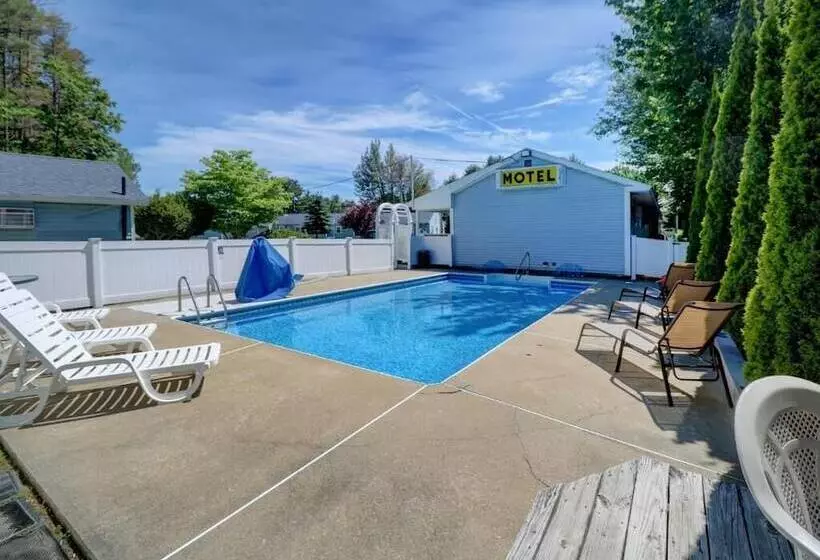 モーテル Brookside Inn & Cottages