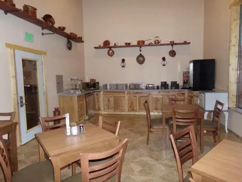 モーテル Cowlitz River Lodge