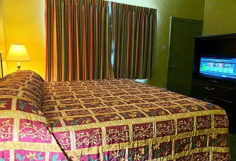 モーテル Luxury Inn