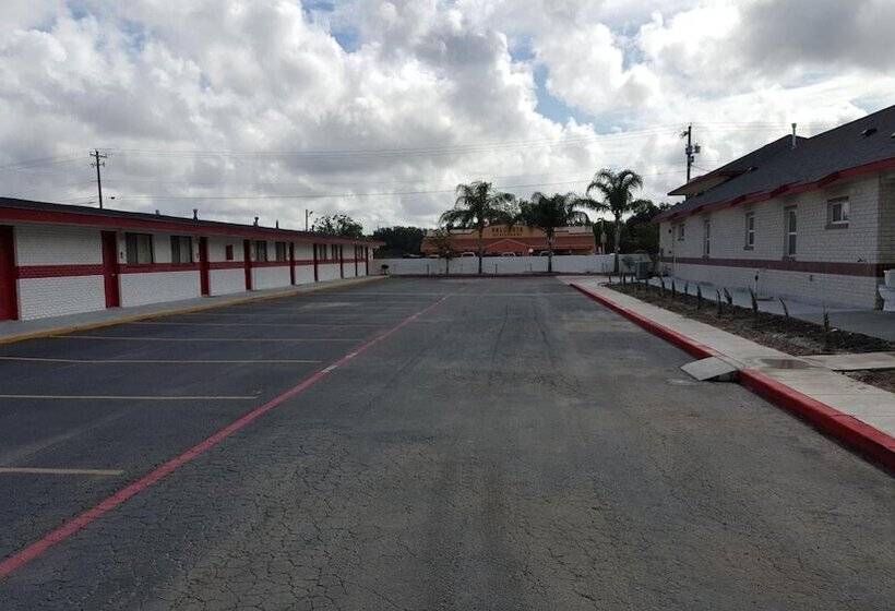 מוטל Luxury Inn & Rv Park