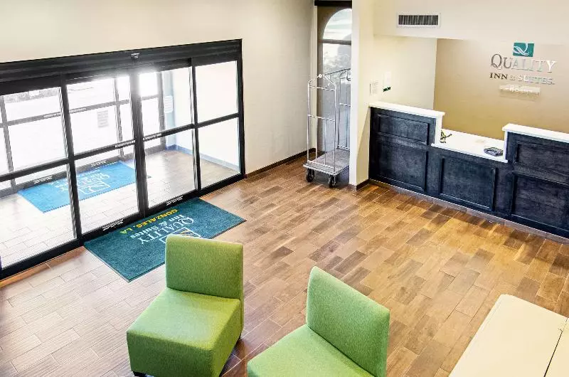 モーテル Quality Inn & Suites Near Tanger Outlet Mall