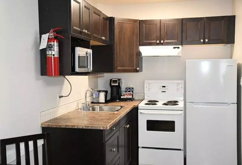 モーテル Super 8 By Wyndham Fort Mcmurray