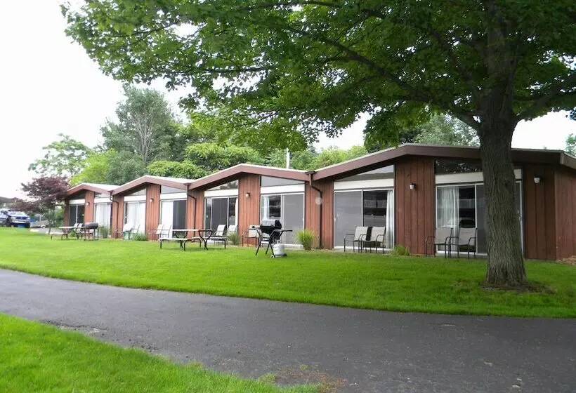 Nader S Motel & Suites