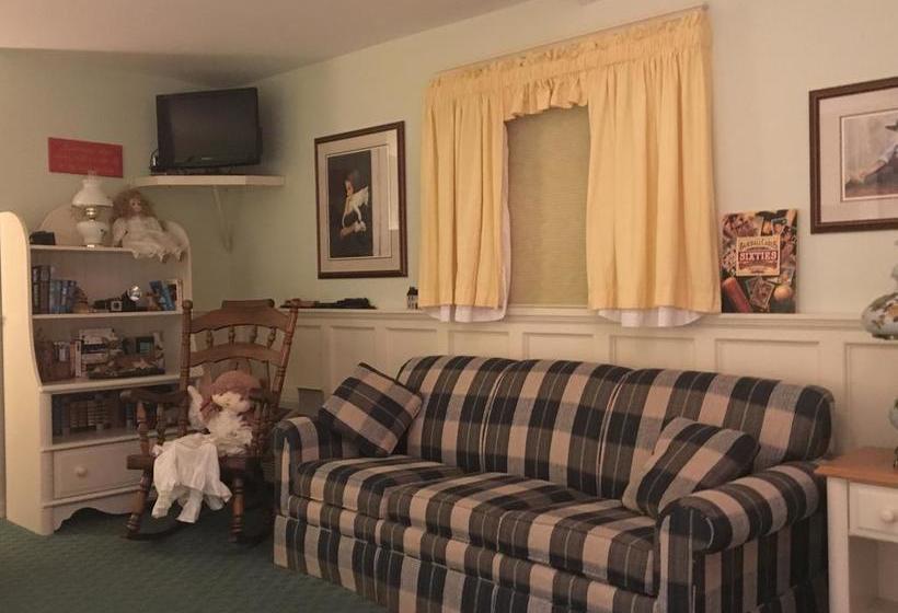 Red Barn Village B&b