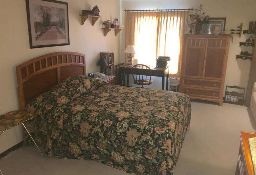 Red Barn Village B&b