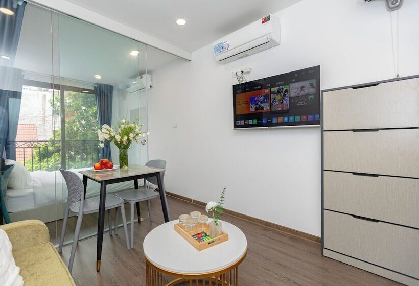 Lumi Hotel & Apartment