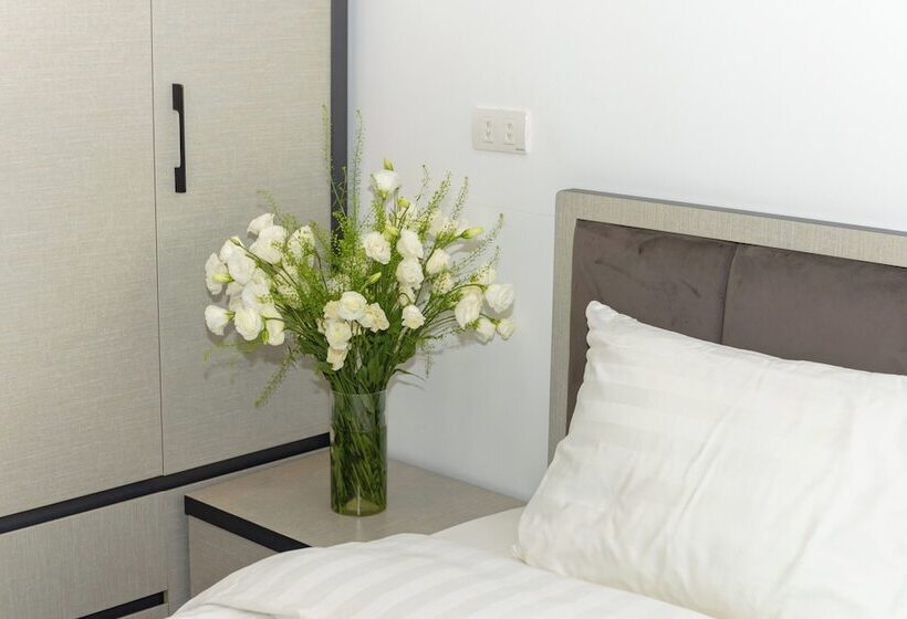 Lumi Hotel & Apartment