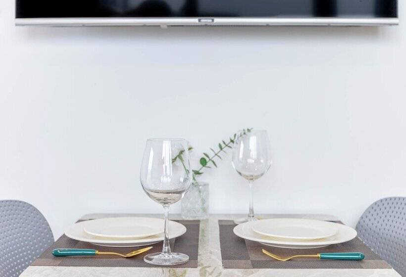 Lumi Hotel & Apartment