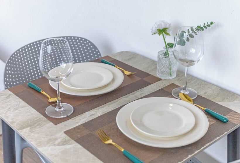 Lumi Hotel & Apartment