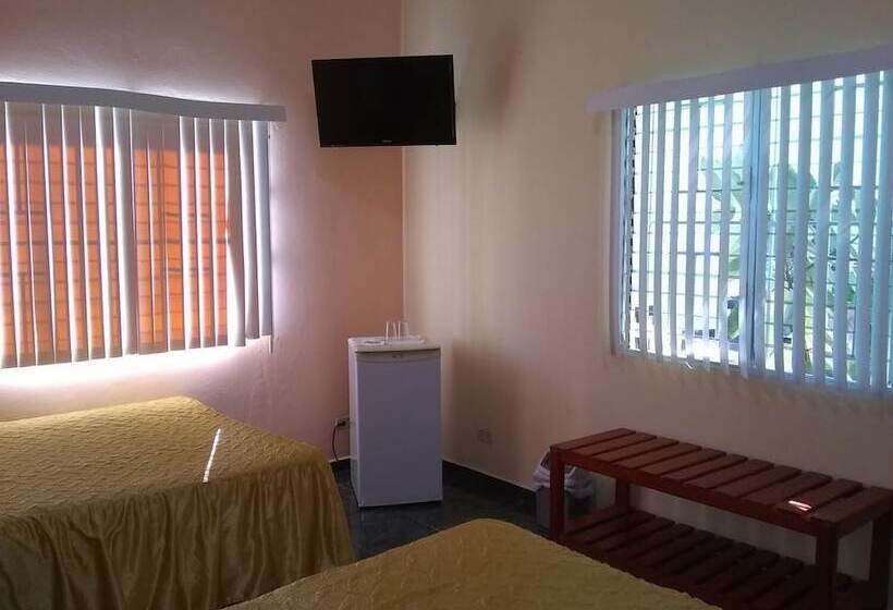 پانسیون Casa Eduardo Y Geraldine