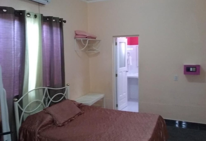 پانسیون Casa Eduardo Y Geraldine