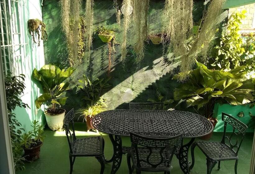 پانسیون Casa Eduardo Y Geraldine