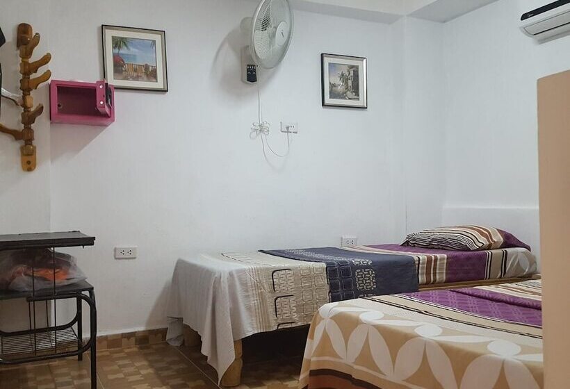 پانسیون Casa Leydis Y Alexis