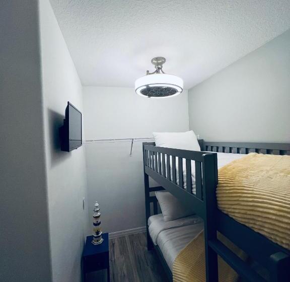 פנסיון The Beach House At Sun City