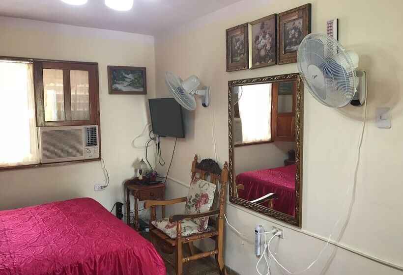 Majatalo Villa Los Croton