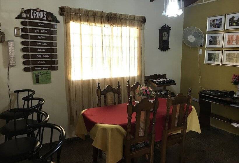 Majatalo Villa Los Croton