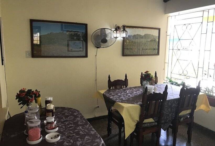 Majatalo Villa Los Croton