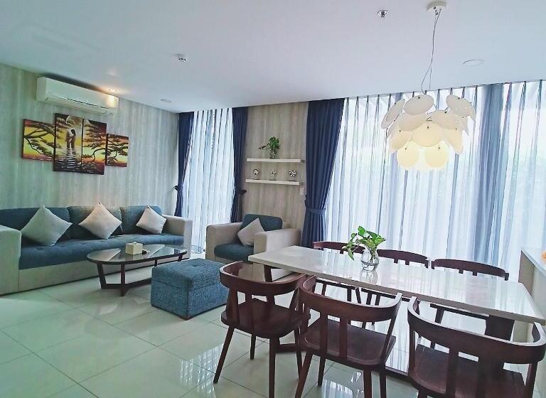 استراحتگاه Oceanami Villa