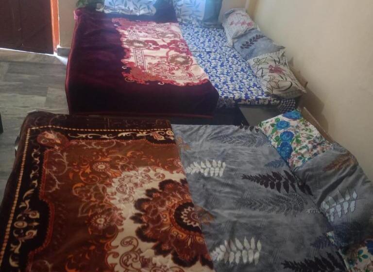 Azad Hotel Cottage And Restaurant