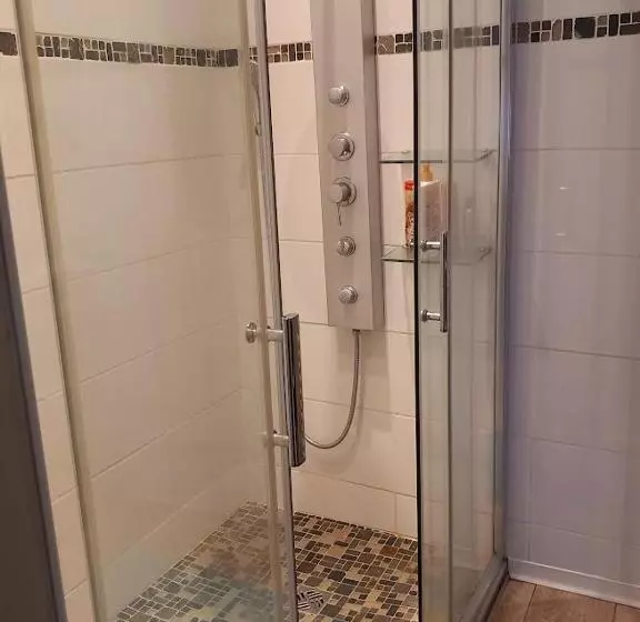 ベッドアンドブレックファースト Chambre D Hote La Passerelle