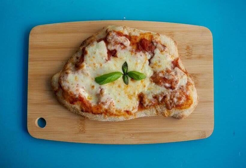 Bed and Breakfast Cozy Stay & Breakfast At Kneading Peace Café