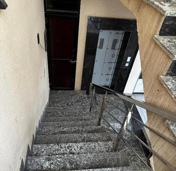 호텔 Golden Oasis Near Danik Bhaskar Office