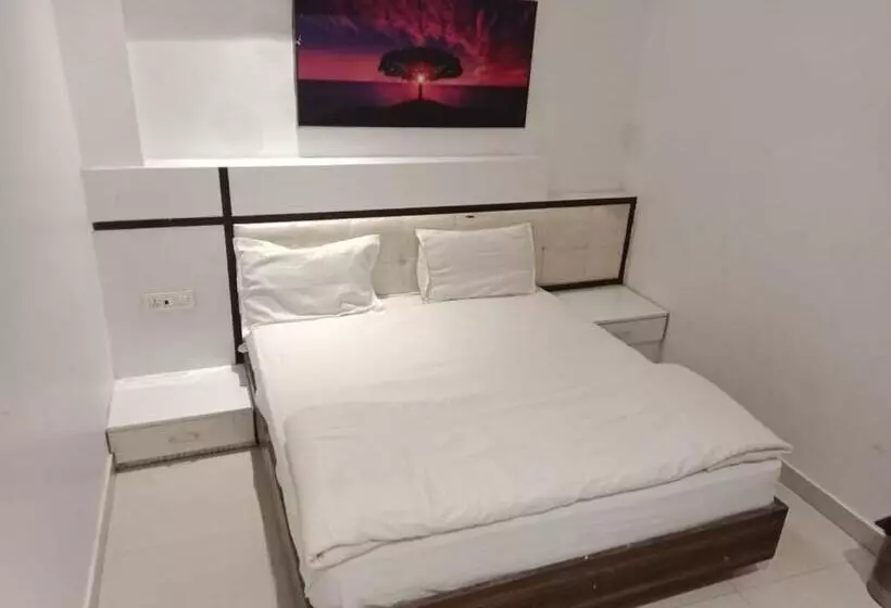 Hotel Gurmehar