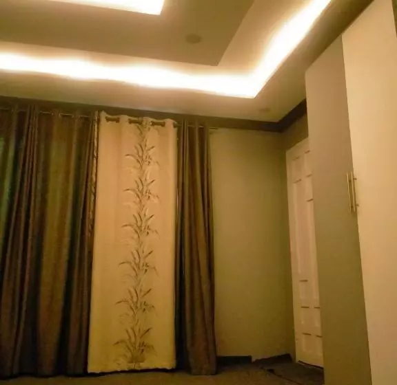 هتل K 2 Paradise Guest House Skardu