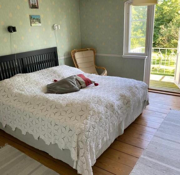 בית מלון כפרי Mjöholm