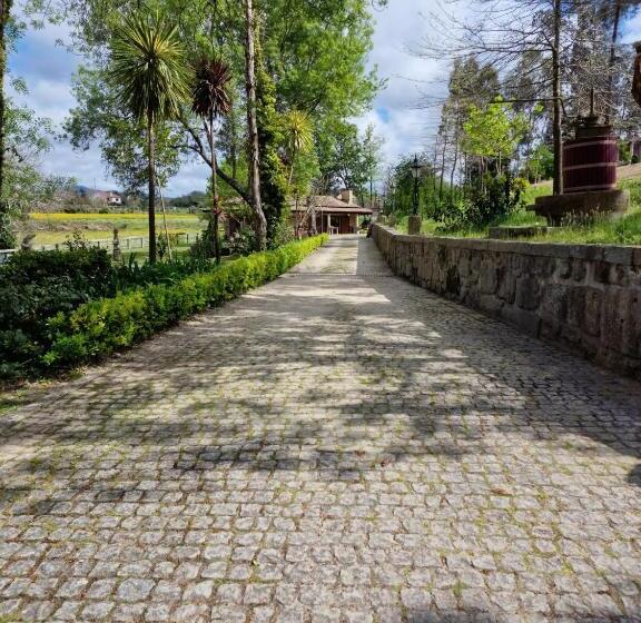 هتل Quinta Da Azenha