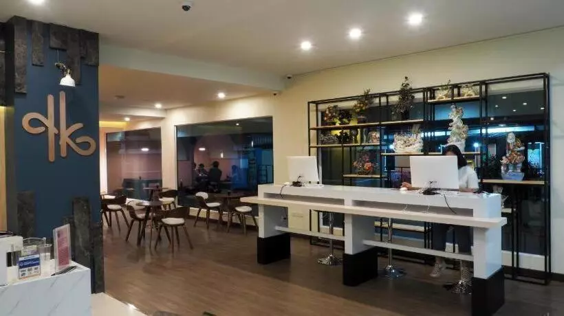 Hotelli Tk Mansion