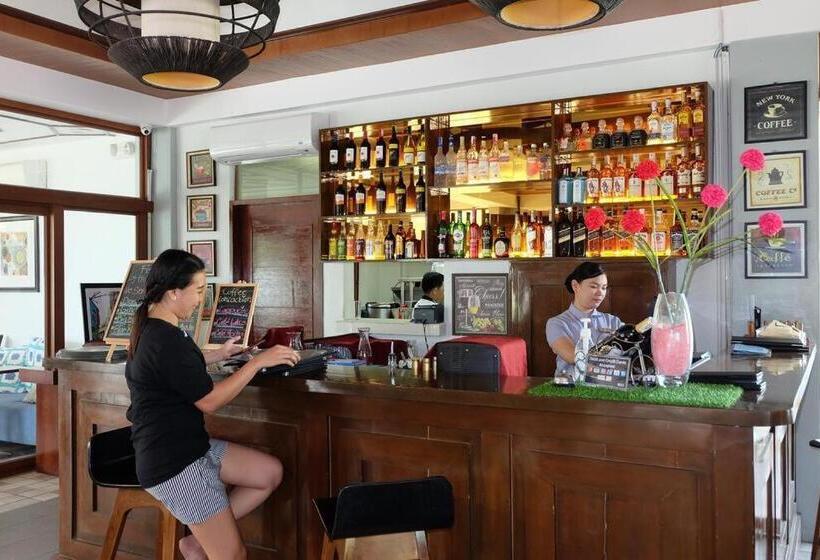 London Beach Resort And