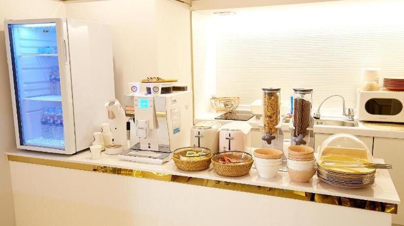 Мотель Denbasta Hotel Whamyung