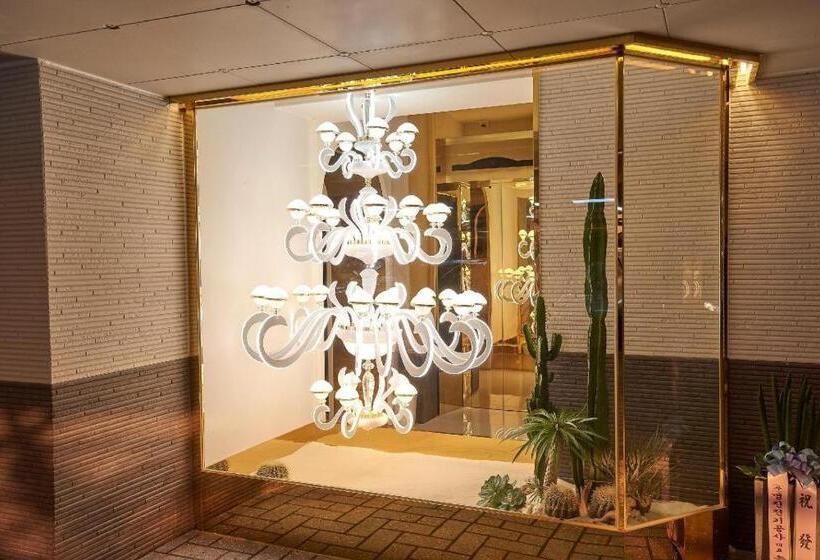 Мотель Denbasta Hotel Whamyung