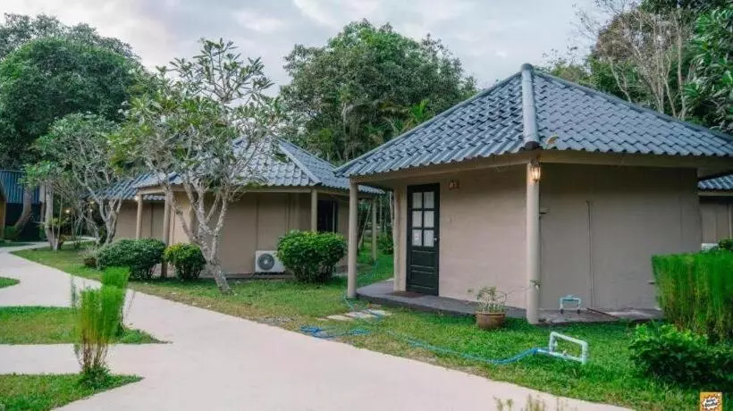 Natural Park Resort De Wang Thong