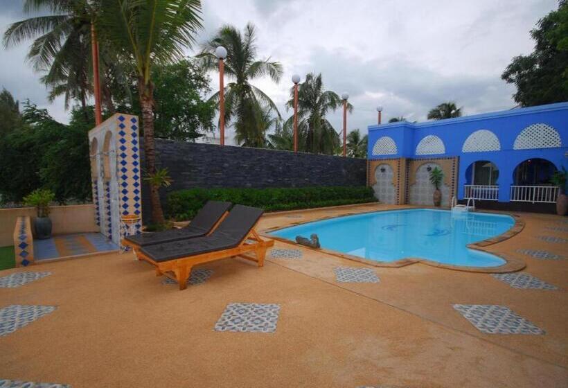 Pearl By The Sea Resort