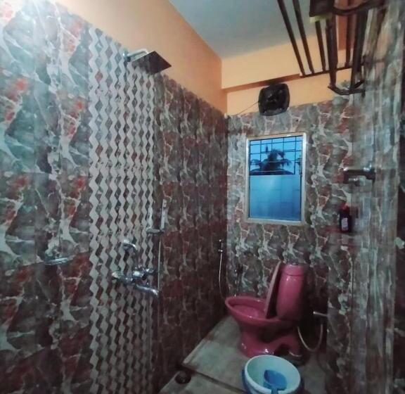 پانسیون Debarhshree Ashiyana