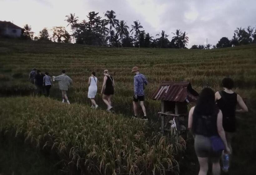 פנסיון Dewi Nara Guest House By Balitrees