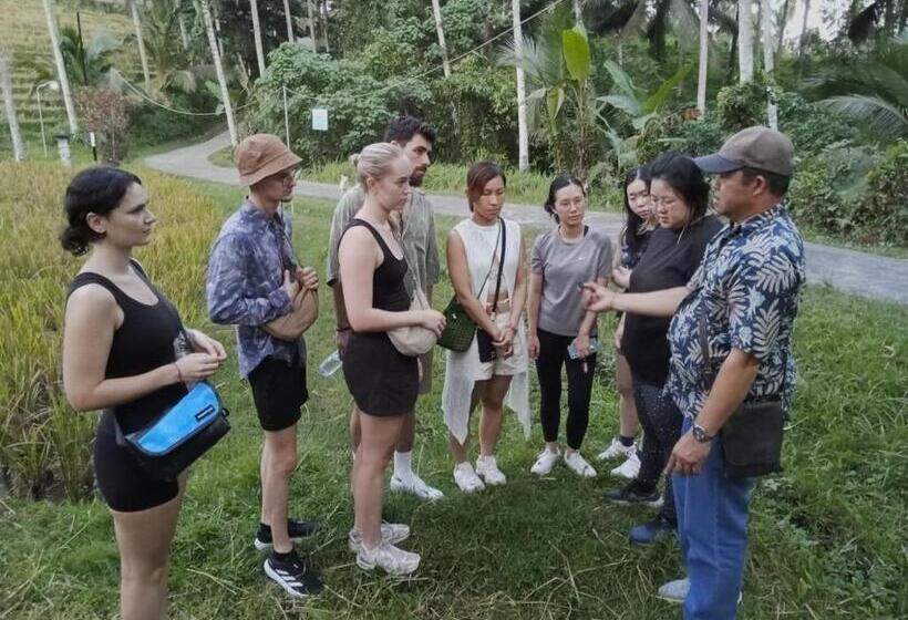 פנסיון Dewi Nara Guest House By Balitrees