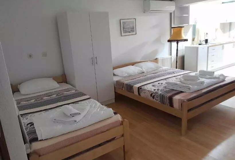 پانسیون Goshevski Apartment