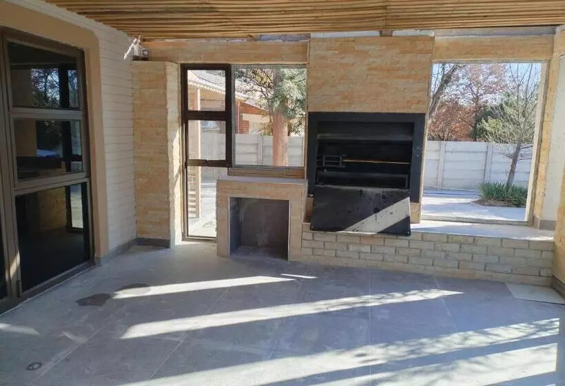 Majatalo Luyana Guesthouse