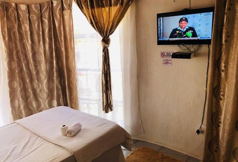 펜션 Mukwano Guesthouse